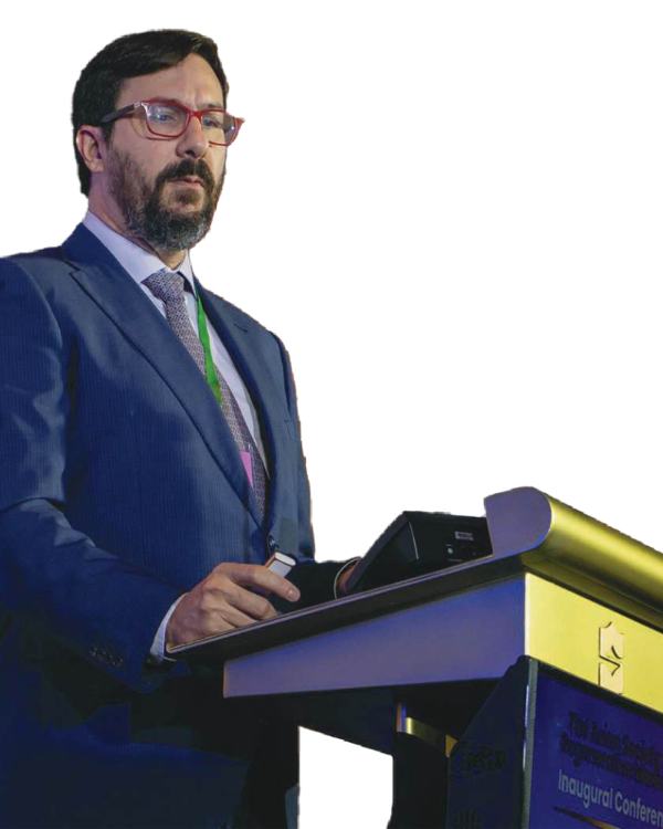 Dr Hernán Pinto (MD, PhD)